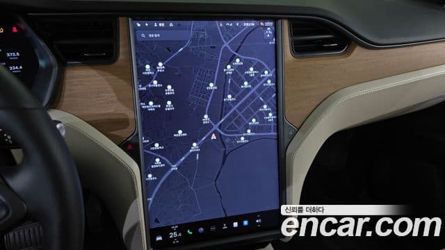 Tesla модель X Long Range, 2020 14