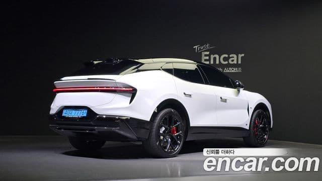 Lotus Eletre, 2025 2