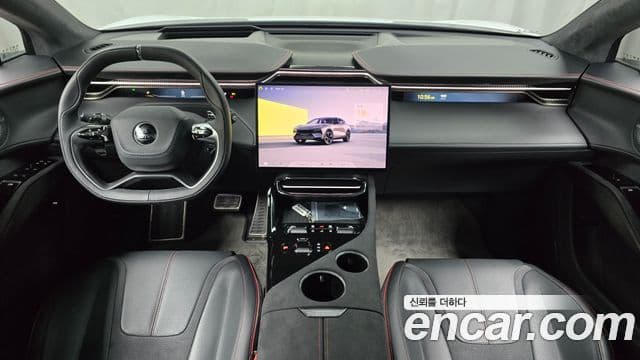 Lotus Eletre, 2025 7