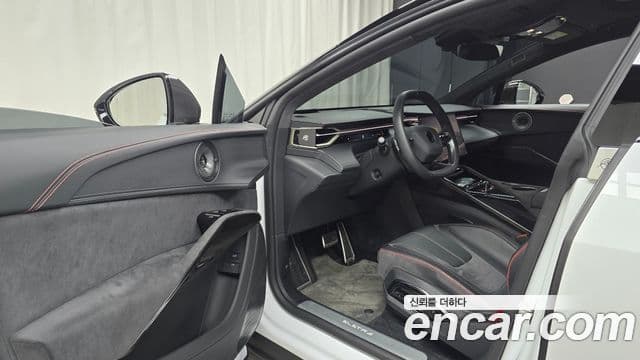 Lotus Eletre, 2025 11