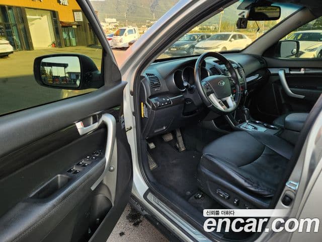 Kia Sorento R топовая версия, 2011 14