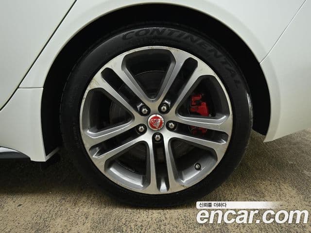 Jaguar XE 3.0 SC S, 2016 все фото