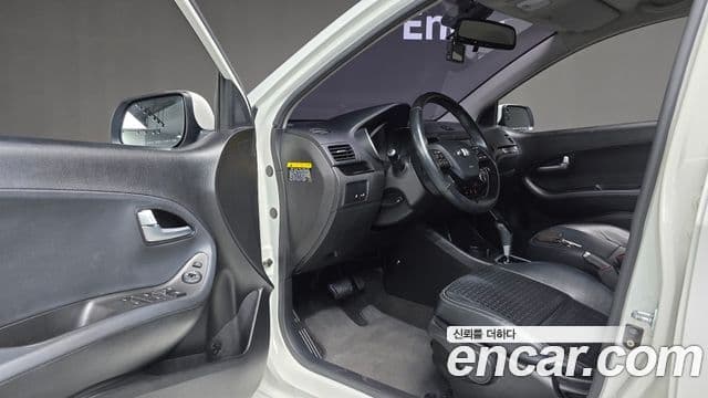 Kia The / новый New Morning Luxury, 2016 11