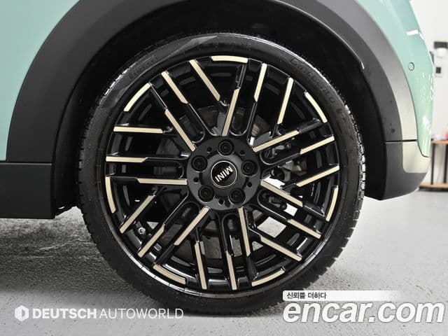 Mini Cooper S 4세대 favored, 2025 все фото