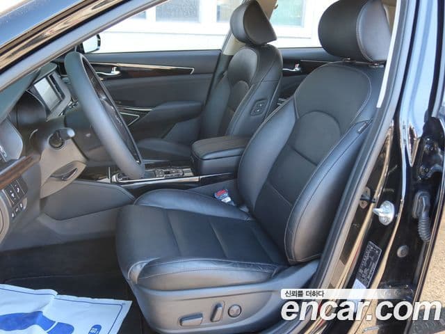 Kia All New K7 гибрид Noblesse, 2018 7