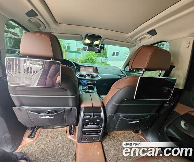 BMW X7 (G07) xDrive 40d Design Pure Excellence 7인승, 2021 10