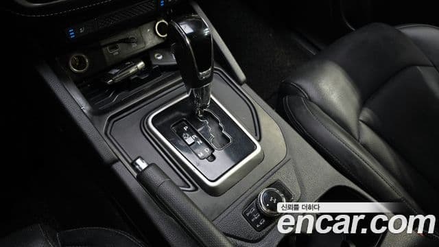 KG모빌리티(SsangYong) Rexton Sport Adventure, 2019 9