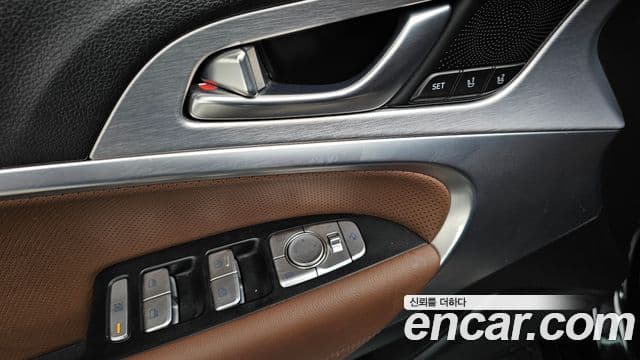 Genesis G70 Supreme, 2018 18