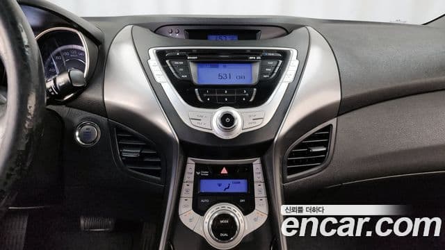 Hyundai Avante MD Premier, 2012 14