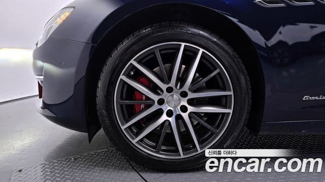 Maserati 기블리 3세대, 2019 все фото