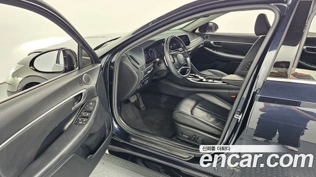 Hyundai Sonata (DN8) Premium Family, 2021 11