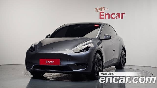 Tesla модель Y Long Range AWD, 2024 1
