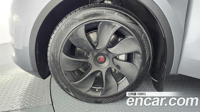 Tesla модель Y Long Range AWD, 2024 все фото