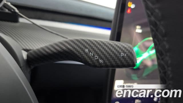 Tesla модель Y Long Range AWD, 2024 9