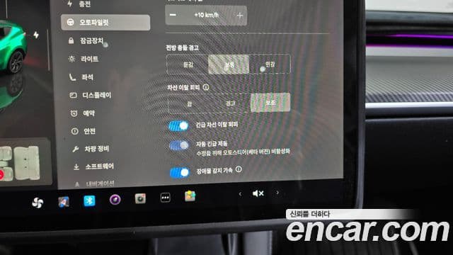 Tesla модель Y Long Range AWD, 2024 17