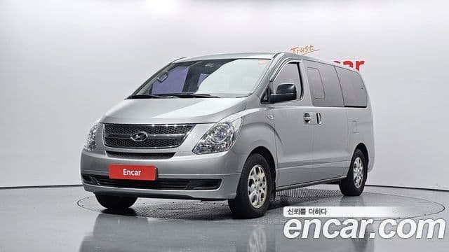 Hyundai Grand Starex CVX Deluxe, 2014 1