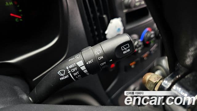 Hyundai Grand Starex CVX Deluxe, 2014 18