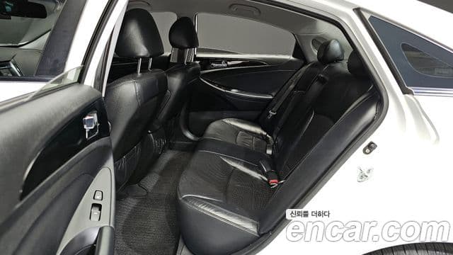 Hyundai YF Sonata Y20 World Cup Special Edition, 2011 12