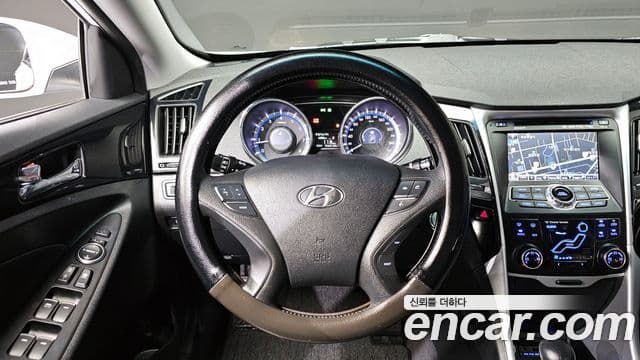 Hyundai YF Sonata Y20 World Cup Special Edition, 2011 13