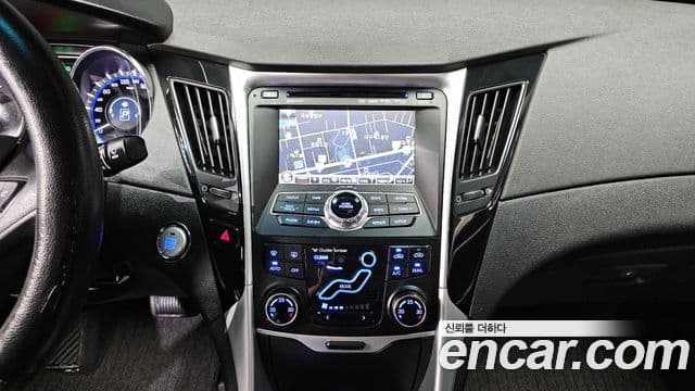 Hyundai YF Sonata Y20 World Cup Special Edition, 2011 15