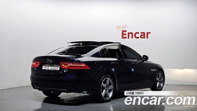 Jaguar XE 20d R스포츠, 2016 2