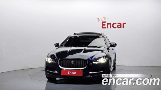 Jaguar XE 20d R스포츠, 2016 3