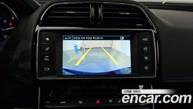 Jaguar XE 20d R스포츠, 2016 17