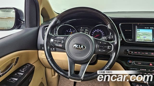 Kia All New Carnival President, 2017 13