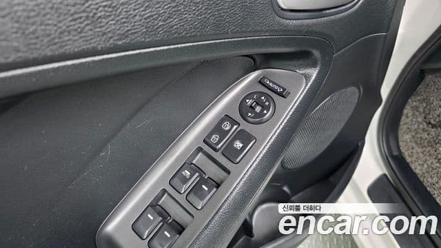 Kia K3 Luxury, 2015 12