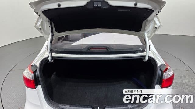 Kia K3 Luxury, 2015 20