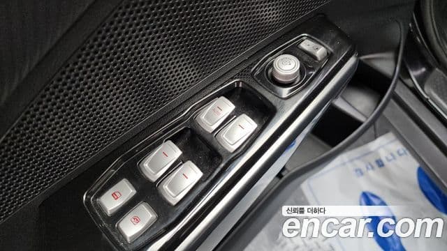 KG모빌리티(SsangYong) Tivoli Air дизель IX 2WD, 2016 17