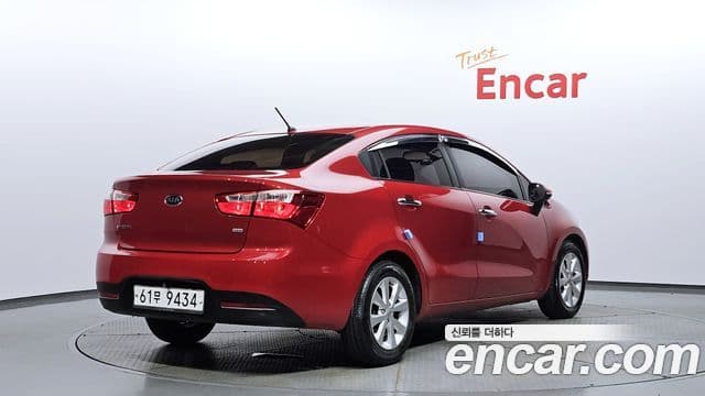 Kia All New Pride Luxury, 2012 2