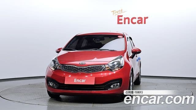 Kia All New Pride Luxury, 2012 3