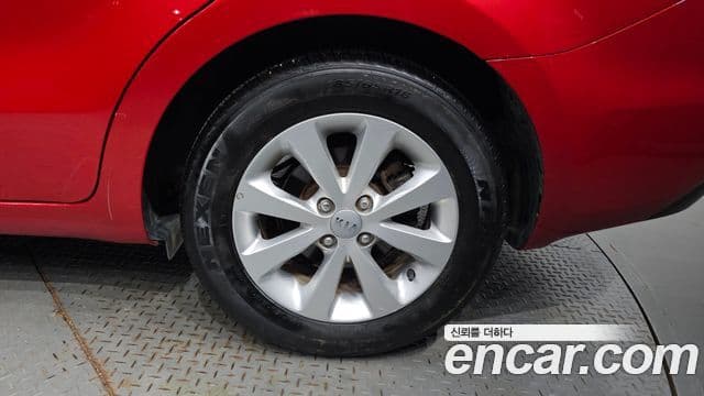 Kia All New Pride Luxury, 2012 все фото