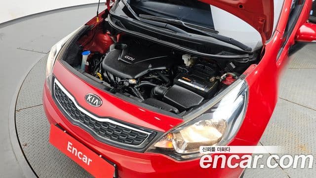 Kia All New Pride Luxury, 2012 6