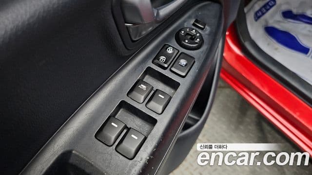 Kia All New Pride Luxury, 2012 14