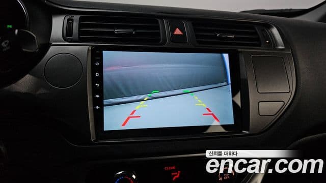 Kia All New Pride Luxury, 2012 20