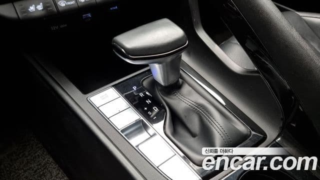 Hyundai Avante гибрид (CN7) Modern, 2021 9