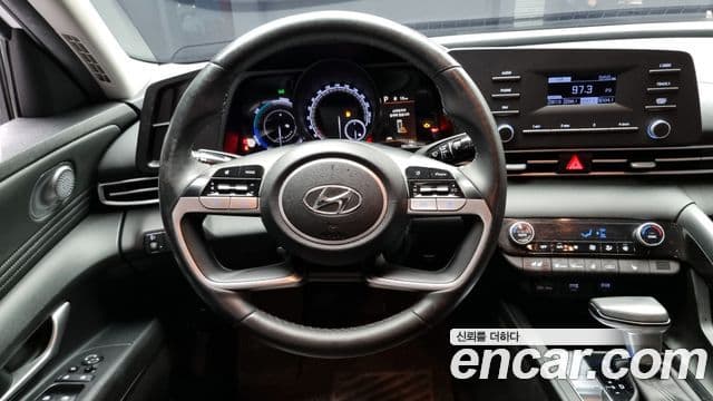 Hyundai Avante гибрид (CN7) Modern, 2021 13