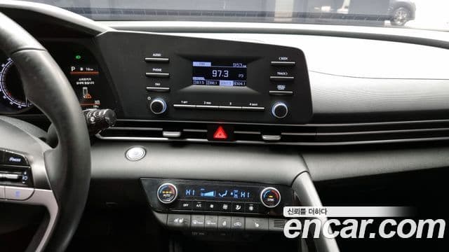 Hyundai Avante гибрид (CN7) Modern, 2021 14