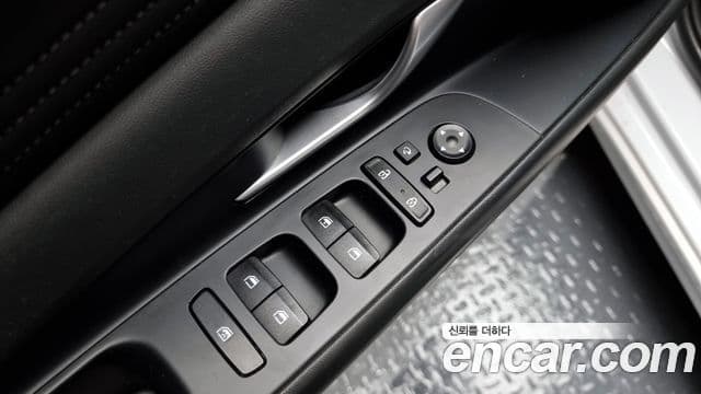 Hyundai Avante гибрид (CN7) Modern, 2021 19