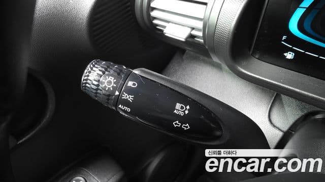 Hyundai Casper турбо D Essential Light, 2024 17