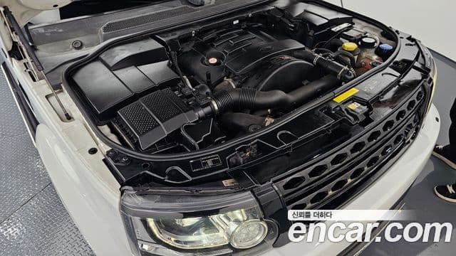 Land Rover Discovery 4 3.0 SDV6 SE, 2014 6