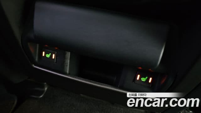 Land Rover Discovery 4 3.0 SDV6 SE, 2014 18