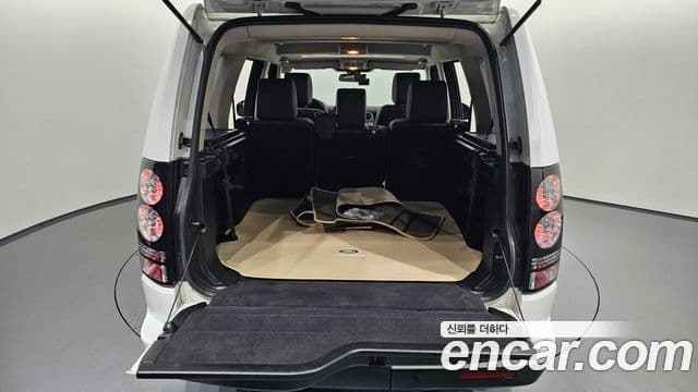 Land Rover Discovery 4 3.0 SDV6 SE, 2014 20