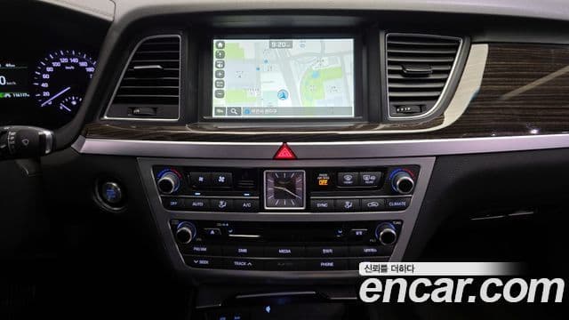 Genesis G80 Luxury, 2017 16