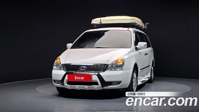 Kia Carnival R Premium, 2012 3