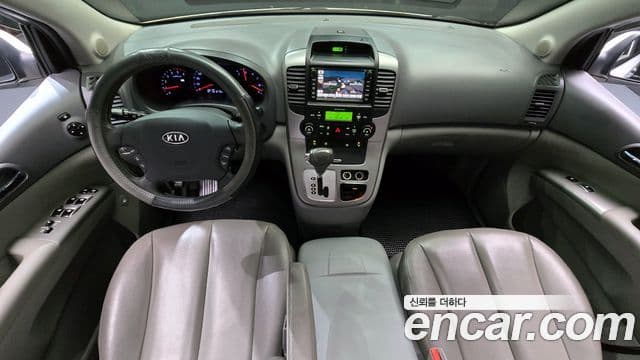 Kia Carnival R Premium, 2012 7