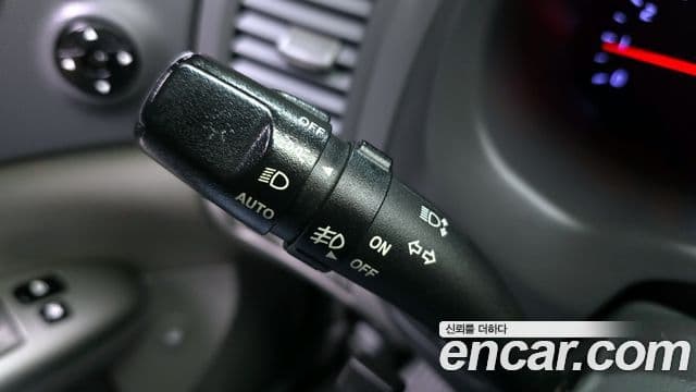 Kia Carnival R Premium, 2012 18