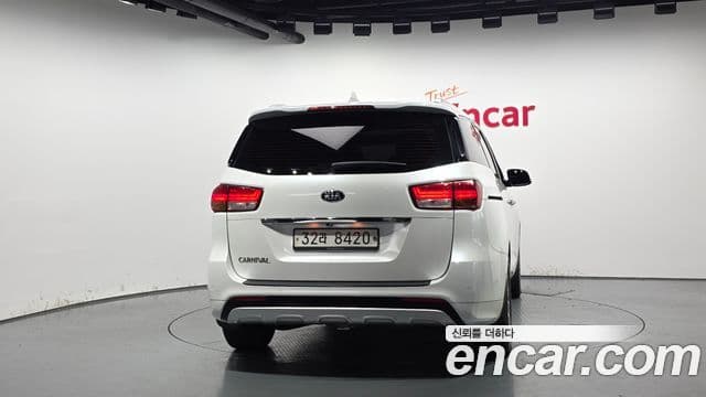 Kia All New Carnival Special, 2018 4